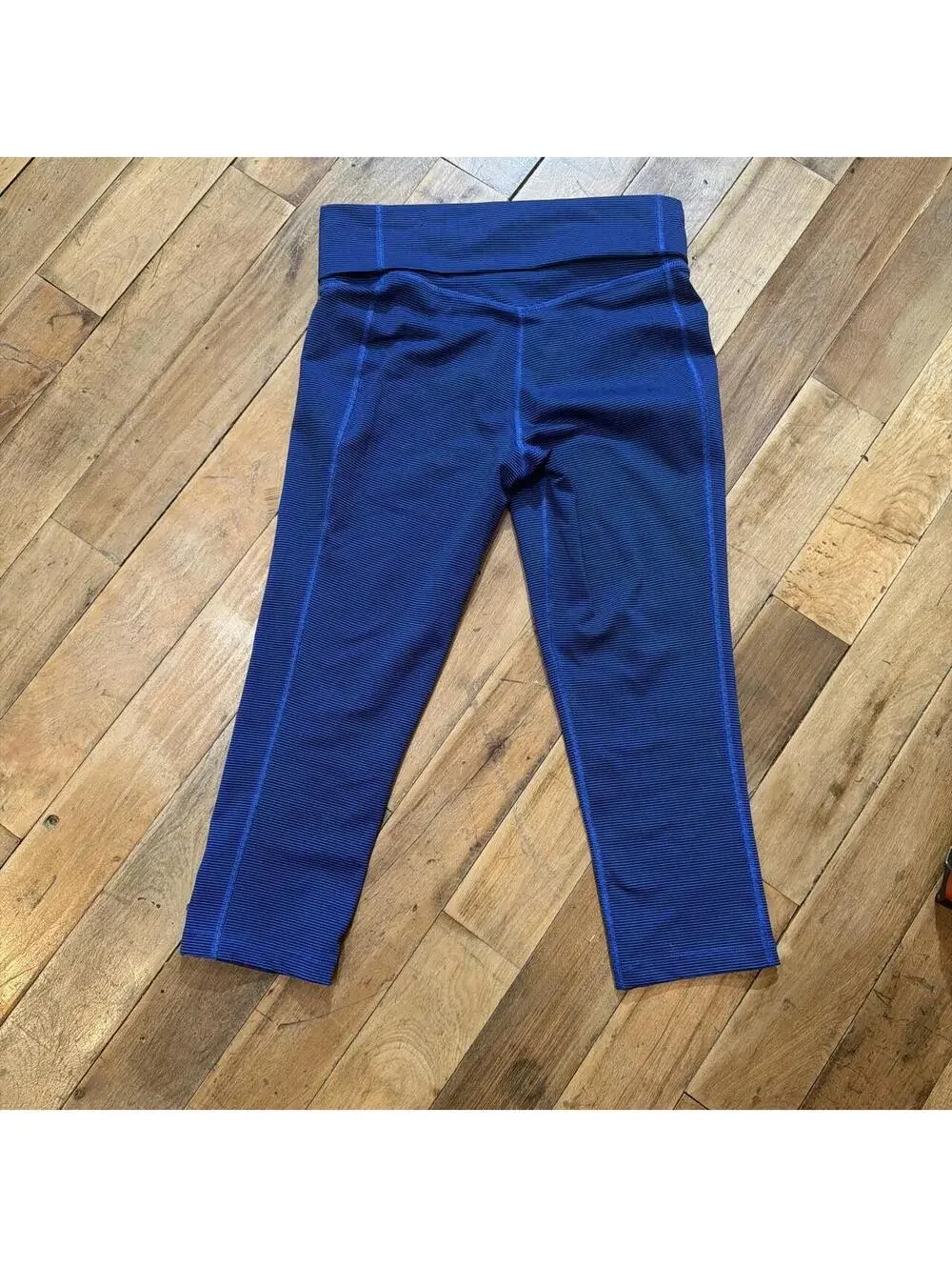 Nike Women's Blue and Navy Legging